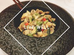 蘑菇片拌腐竹笋片-同里湖大饭店-怡景轩中餐厅(同里古镇店)