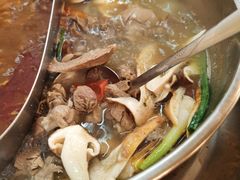 -老石黑山羊毛驴肉火锅(金凯广场店)
