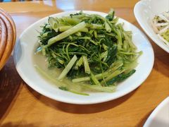 -品鲜村农家菜·阳澄湖大闸蟹(总店)