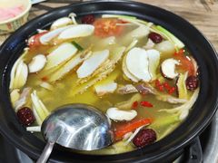 -云南印象昭通天麻火腿鸡(新疆石油花园二期店)