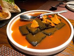 猴头菇鲍汁瑶柱扒制黑豆腐-肴约·花园式餐厅(湖里店)
