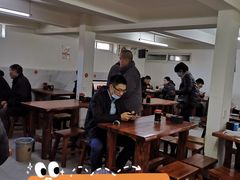 大堂-宝瑞门钉肉饼店
