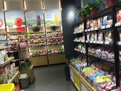 -良品铺子(大唐西市店)