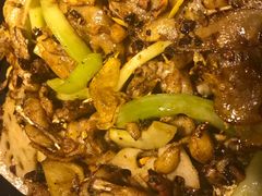 招牌干锅牛蛙五香味-蛙蛙叫干锅年代(簋街总店)