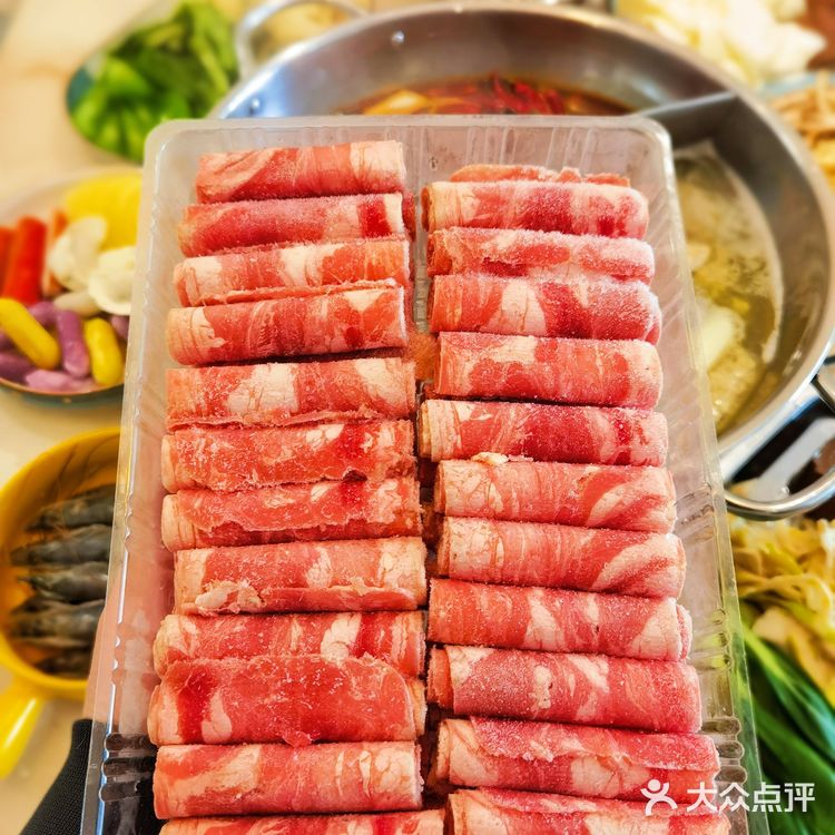 立冬吃什么？| 当然是宅家造火锅[礼花]
