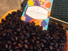 -星巴克臻选(南京艾尚天地店)