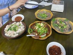 -小杨翘脚牛肉