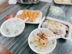 艇仔粥-穗银肠粉店(东川路店)