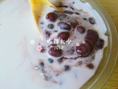 椰汁紅豆西米露-精精化州糖水(港澳商业城店)