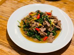 薄荷炒牛肉-云之南(八里庄店)
