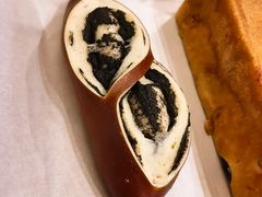 黑芝麻碱水棍-慢熟面包店bud bread(孩儿巷店)