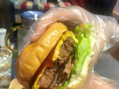 牛肉培根汉堡-遇见西木美式餐厅(体育路店)