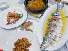 -万龙洲海鲜(大兴绿地缤纷城店)