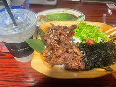 溏心火焰牛肉销魂饭-何里玉(北京路店)