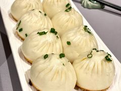 蟹粉生煎-成隆行·蟹王府(九江路店)