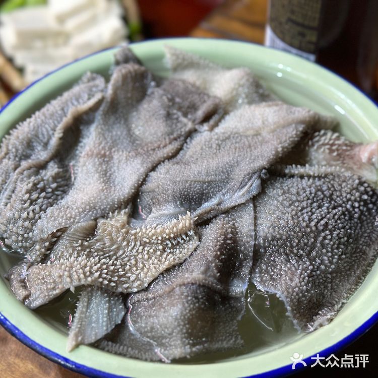 渐入尘埃 但是对于大多数人来说 完全ok 好吃的菜