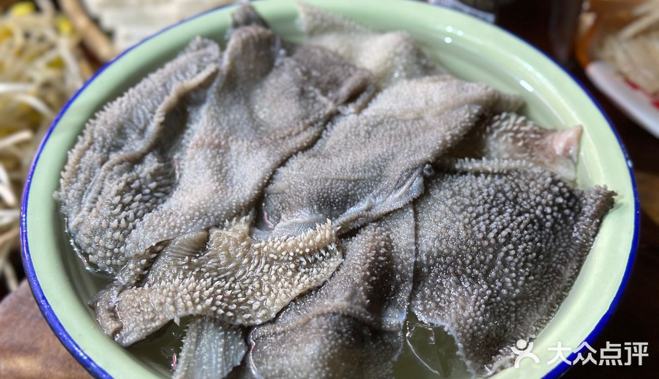 渐入尘埃 但是对于大多数人来说 完全ok 好吃的菜