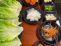 -肉甲韩国木炭烤肉(新壹街1店)