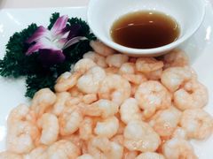 -老人和饭店(淮海中路店)