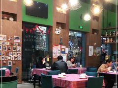 大堂-香巴拉云南餐厅(华莱坞店)