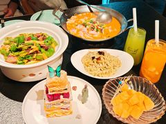 镇巴山笋炒腊肉-唐猫庭院·千年陕菜(赛格国际购物中心店)