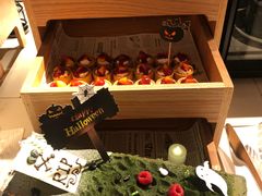 -上海滴水湖皇冠假日酒店