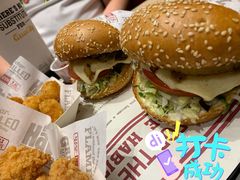 波特菇牛肉特堡-The Habit Burger Grill 哈比特汉堡(爱琴海店)