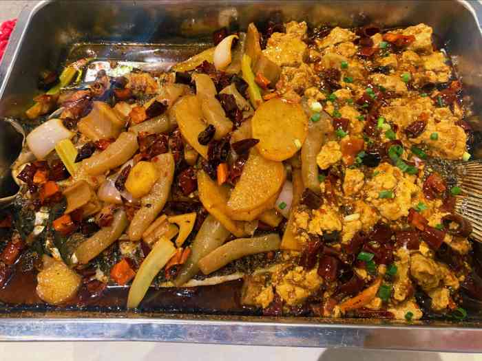 沈姐烤鱼·万州烤鱼(浙大紫金港店"现在基本上一个半月来一次周末