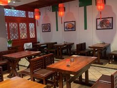 大堂-石头门坎