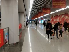 -新百广场(地铁站)