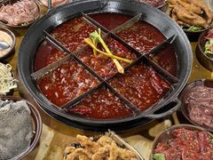 -正南齊北重庆老火锅(光华村直营店)