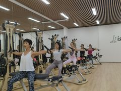 -Isofit 普拉提·婵柔工作室