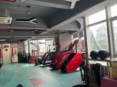 -KingBull私教健身&格斗订制(龙井商业中心店)