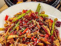 -老三样·旧食新味(绿地店)