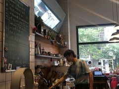 大堂-Be Lived Cafe比例咖啡(摩天轮店)