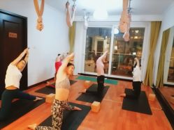 -Yvon yoga 瑜伽·精准体态管理中心