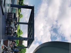 -瑰丽酒店·海吧·天际下午茶·现场DJ·天台酒吧