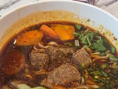 -康师傅私房牛肉面(申虹店)