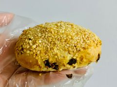 蟹壳黄-白玉兰传统小吃