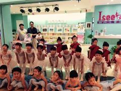 爱心isee灰姑娘(顺义华联店)-Isee灰姑娘国际儿童艺术中心(BHGMall店)