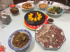 -八大碗·地道东北菜(中街店)