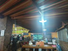 -汤锅大王(新平曹苏黄牛汤锅有限公司)