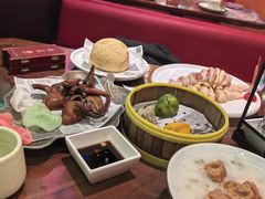 -蝴蝶里·粤菜·点心(滨江龙湖店)