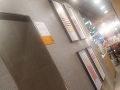 -麦当劳(轻轨曹杨路店)
