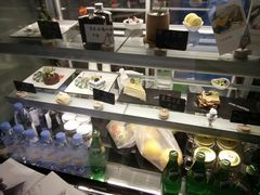 零售区-ZING COFFEE 镜咖啡