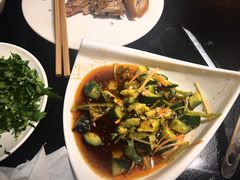 -潮汕三宝鲜牛肉火锅