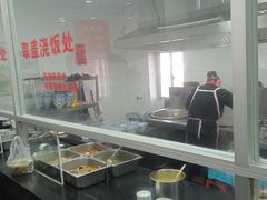 -老陆稿荐(西中市店)