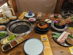 -明洞阿姨·韩式酱蟹烤肉·创意料理(三元桥店)