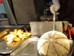-吴山路夜市