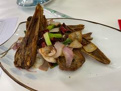 -老鄞江清水龙虾•赵赵家(江北店)